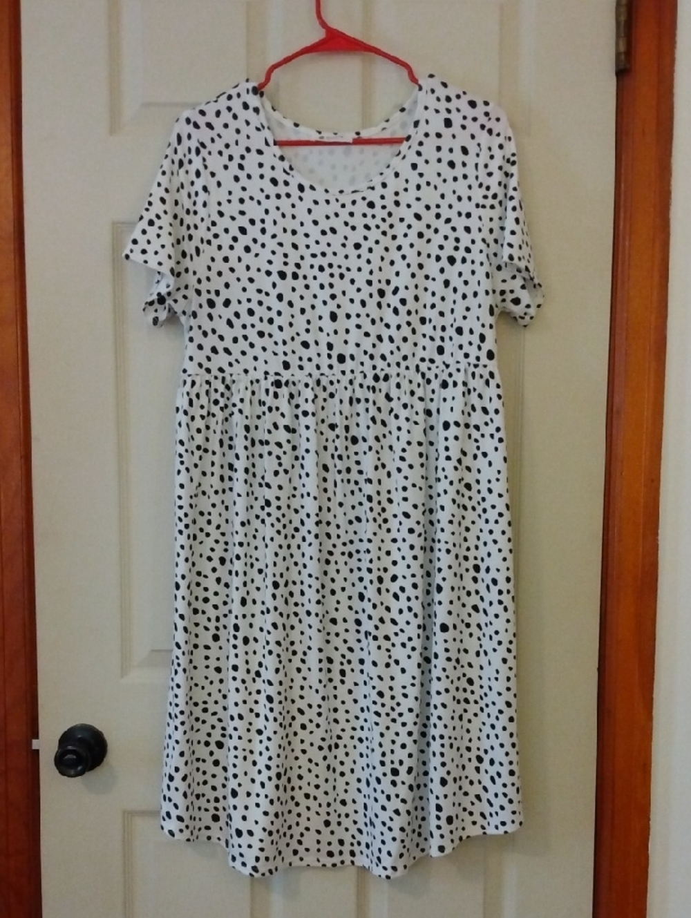 BOMBOM White and Black Polka Dot Empire Waist Midi Dress